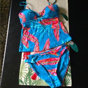 🆕 Tropical Print Tankini Swimsuit 🌸🐬🌺🏝